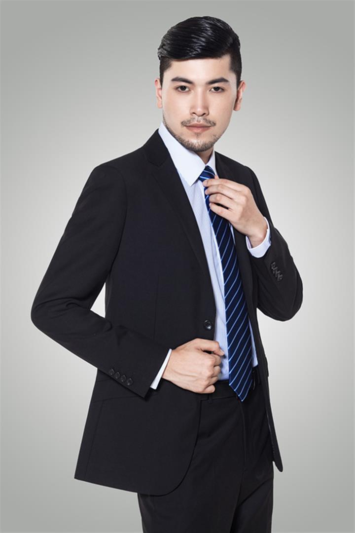 辛翔坤 导演 & 创意总监